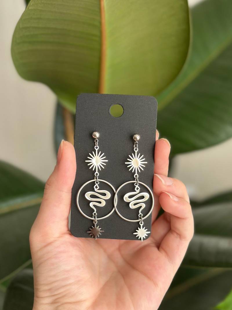 1 Paar Selbstgemachte Ohrringe Aus Edelstahl Mit Schlangen Kleine Magisch Ästhetisch - Gothic Tumblr Minimalistisch von CursedWonderland