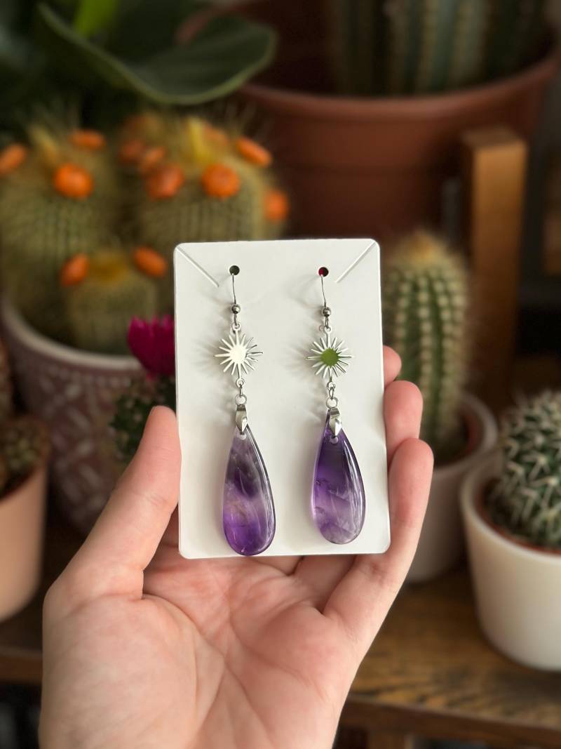 Amethyst Tropfen Ohrringe - Handgemachter Edelsteinschmuck Mit Stern-Design | Spiritueller Schmuck von CursedWonderland
