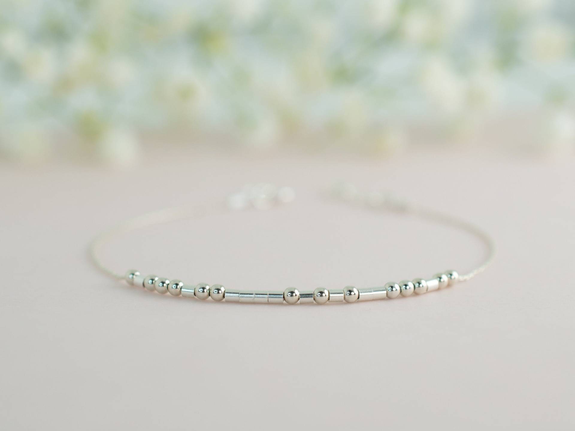 Morse-Code-Armband, Personalisierte Zierliche Perlenarmband, Profanität Schmuck, Fluch Wort Sterlingsilber, Gold Gefüllt Morse-Code-Armband, Personalisierte Zierliche Perlenarmband, Profanität Schmuck, Fluch Wort Sterlingsilber, Gold Gefüllt von CursinginCode