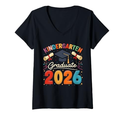 Damen Kindergarten Graduation 2026 Pre-k Graduate Jungen Kinder Mädchen T-Shirt mit V-Ausschnitt Damen Kindergarten Graduation 2026 Pre-k Graduate Jungen Kinder Mädchen T-Shirt mit V-Ausschnitt von Custom Kindergarten Graduation 2026 Kids Graduate