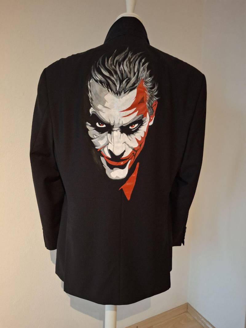Jacket Hand Painted With Joker Pattern von CustomAlla