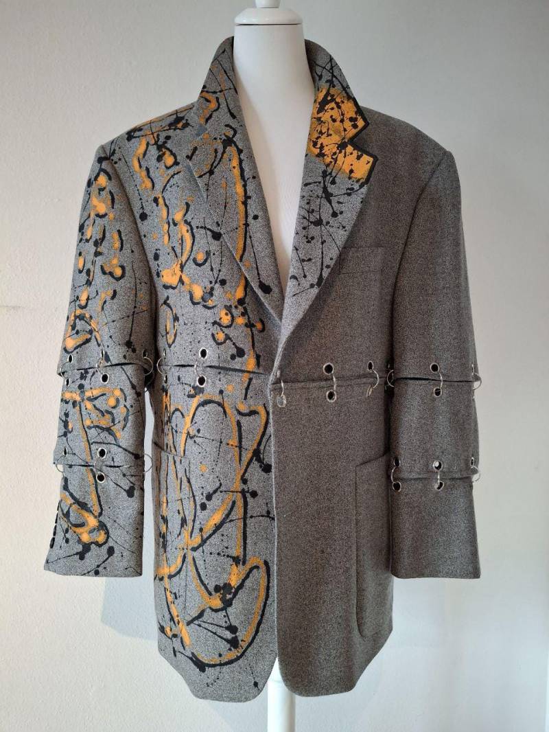 Convertible Blazer Jacket | Hand Painted Streetwear Unisex Punk Art von AllaKovtun