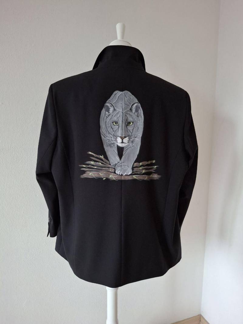 Collector's Hand Painted Blazer "Grey Panther" Women Art Jacket, Runway Fashion von AllaKovtun