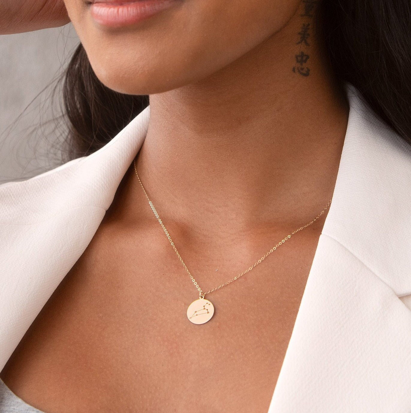 Sternzeichen Halskette Gold Charm Astrologie Geschenk Für Sie Horoskop Anhänger Stern Schmuck Geburtstag Personalisierte von CustomBrites