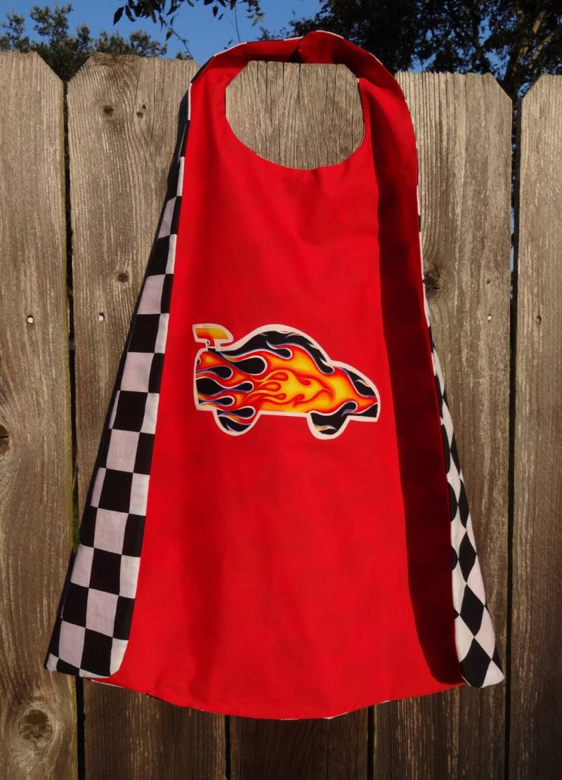 Rennauto Cape - Handgemacht Und Wendebar von CustomCapeShop