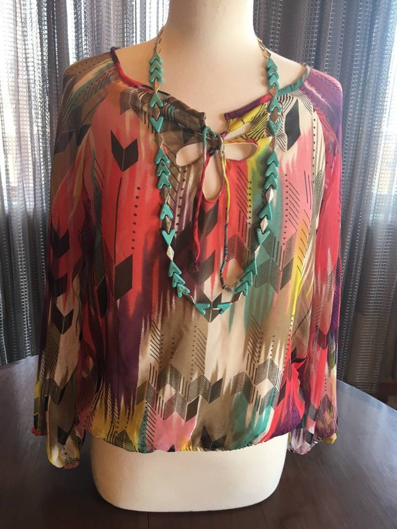 Custom Couture L Rosa Und Türkis Chevron Tunika Mit Langer Türkis Halskette 1626 von CustomCoutureShop