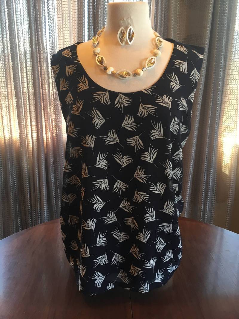 Custom L Couture Set Perlmutt Und Zinn Blatt Halskette Ohrring Mit Marine Cram Print Tunika Große 1014 von CustomCoutureShop