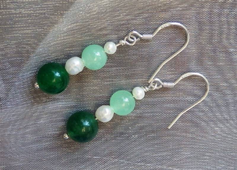 Natürliche Jade Und Süßwasserperlen Ohrringe von CustomGemsbyMaggie