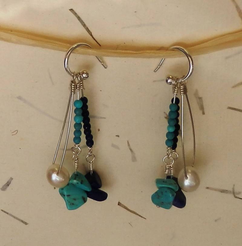 Perle, Lapis Lazuli & Türkis Dangles von CustomGemsbyMaggie