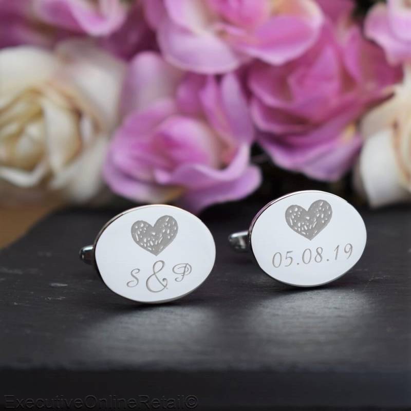 Silber Personalisiert Graviert Ovale Manschettenknöpfe - Hochzeit-Geschenk-Herz-Design, Initialen, Hochzeitstag, Personalisierte Gravierte von CustomGiftCoUK