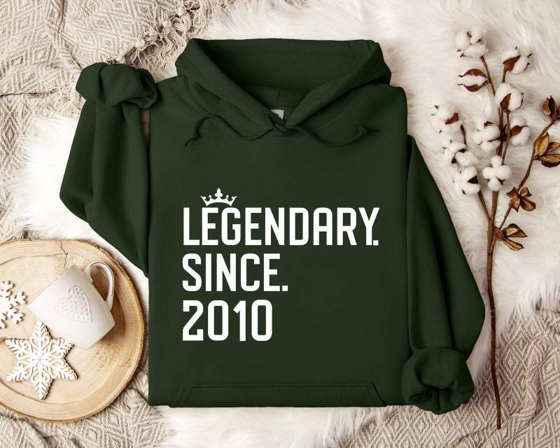 15Th Birthday Hoodie, Legendary Since 2010 Best 15 Years Old Sweatshirt, Funny Fifteenth Gift Ideas 15Th Birthday Hoodie, Legendary Since 2010 Best 15 Years Old Sweatshirt, Funny Fifteenth Gift Ideas von CustomGiftFairy