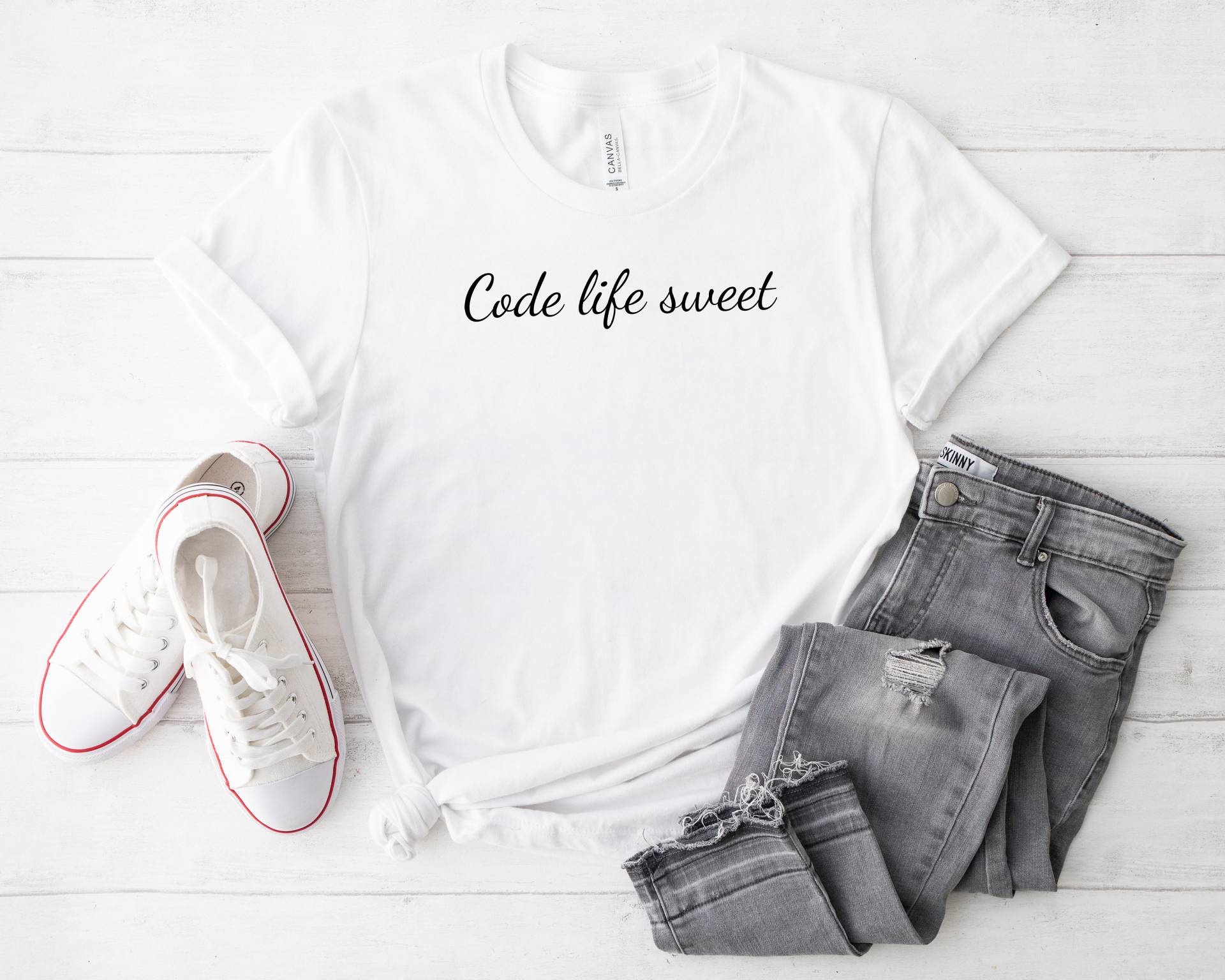 Code Life Sweet Shirt Lustige Programmier-Liebhaber-Geschenk Computer T-Shirt Web von CustomTShirtArtistry