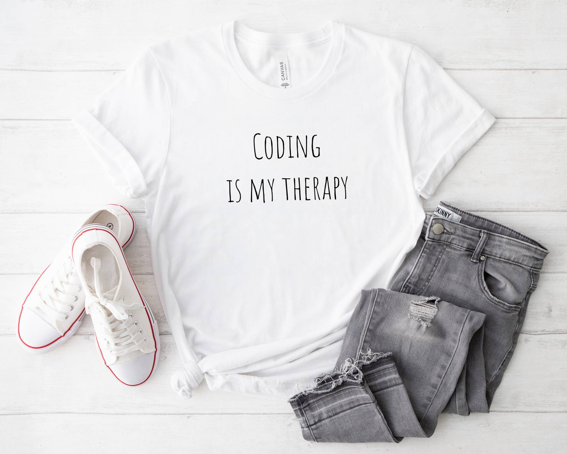 Coding Is My Therapie Shirt Lustiges Programmier-Liebhaber Geschenk Computer T-Shirt Code Netz von CustomTShirtArtistry
