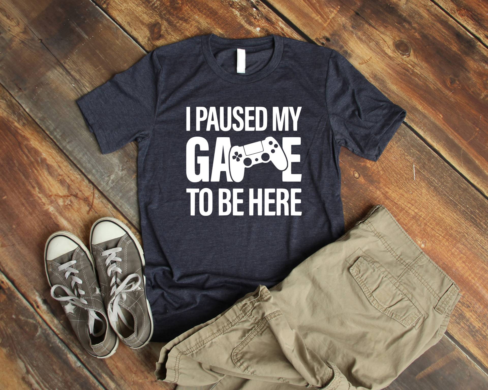 Ich Habe Mein Spiel Angehalten, Um Hier Zu Sein Shirt, Lustiges Gamer Geschenk, Gaming T-Shirt, T-Shirt, Geschenk Ich Habe Mein Spiel Angehalten, Um Hier Zu Sein Shirt, Lustiges Gamer Geschenk, Gaming T-Shirt, T-Shirt, Geschenk von CustomTeeBar