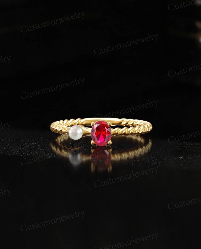 Einzigartiger Rubin Verlobungsring Vintage Roségoldring Perlenring Ovalschnitt Gedrehtes Band Prong Ring Frau Hochzeitsjubiläum Brautring von CustomUrJewelry