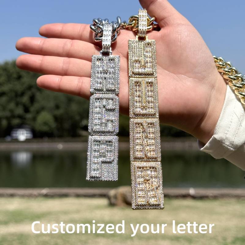 Custom Hip Hop Square Font T Zircon Mosaic Letter Pendant Personality Creative Diy For Men & Women Custom Hip Hop Square Font T Zircon Mosaic Letter Pendant Personality Creative Diy For Men & Women von CustomityStudio