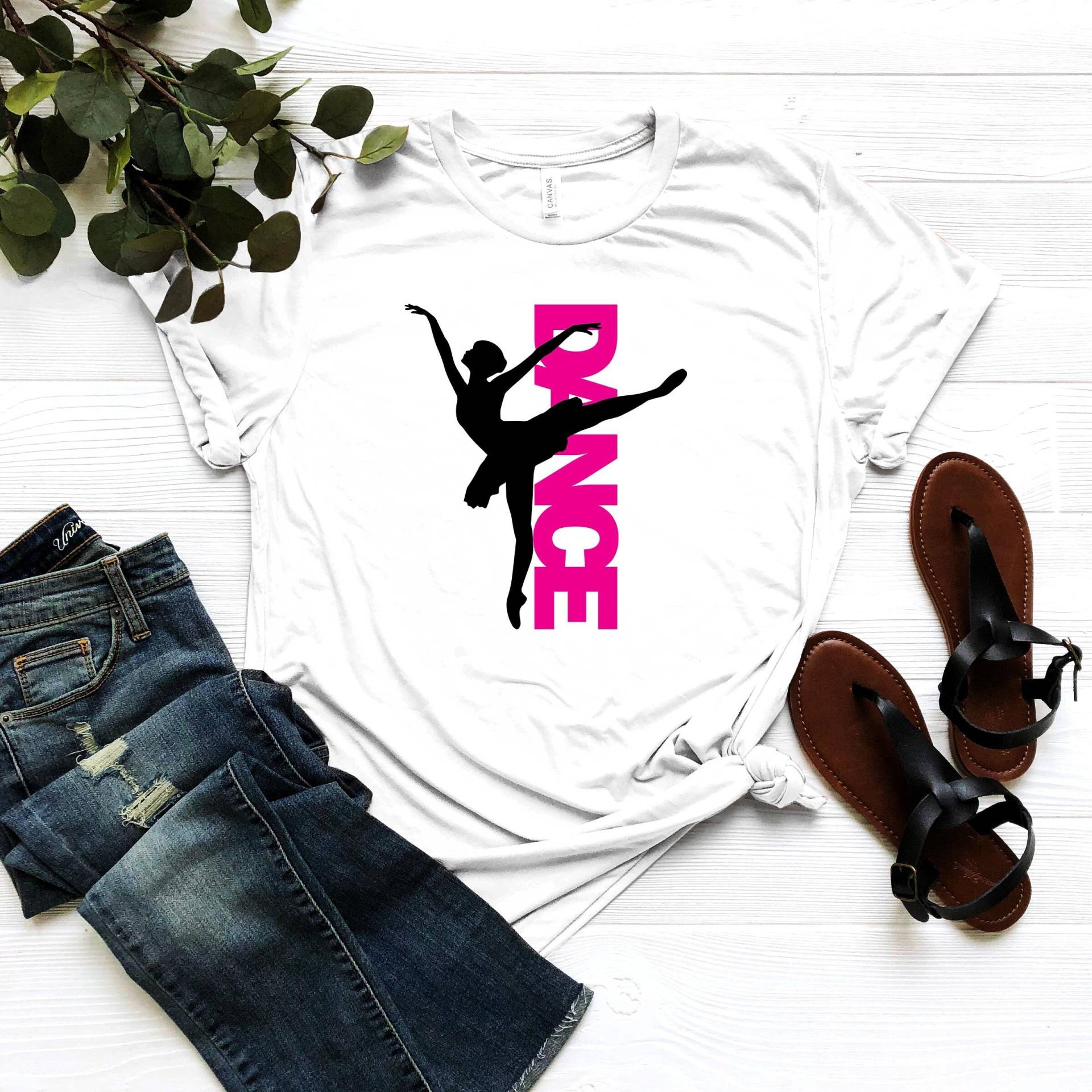 Ballett-Tänzerin-Shirt - Tanz-Crew-Geschenk Ballerina-Kleidung Tanzliebhaber-Bekleidung Tänzerin-Mädchen-T-Shirt Tanzteam-T-Shirt Tanzbegeisterte von CustomixDesign