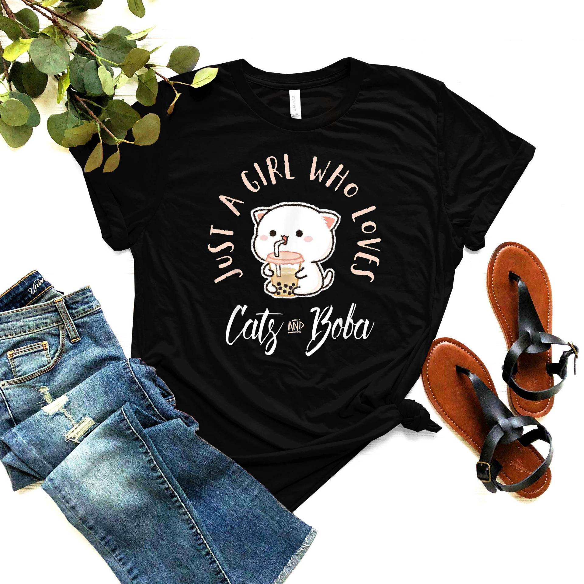 Nur Ein Mädchen, Das Shirt Liebt - Katzen Und Boba T-Shirt Nettes Geschenk Für Meine Tochter Kawaii Katzenpfoten Harajuku Schönes Outfit von CustomixDesign