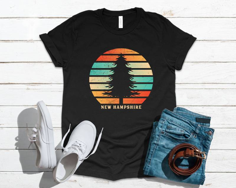 New Hampshire Retro Waldbaum | T-Shirt Tank Top Hoodie Sweatshirt Langarm Kleidung Geschenk von CustummMerch