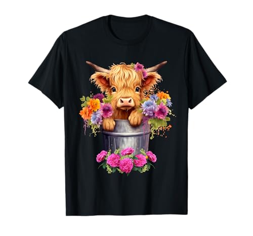 Süße Hochlandkuh mit Blumen Kalb Tier Kuh Frauen T-Shirt von Cute Baby Highland Cow With flowers Gift Idea