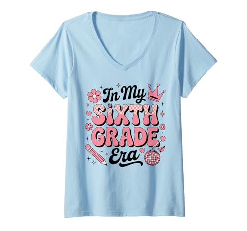 Damen In meiner sechsten Klasse: Coquette Bow Back to School Girls T-Shirt mit V-Ausschnitt Damen In meiner sechsten Klasse: Coquette Bow Back to School Girls T-Shirt mit V-Ausschnitt von Cute Coquette Bow Sixth Grade Back to School Gifts