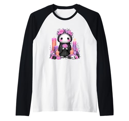 Entzückender Sensenmann umgeben von Kerzen Raglan von Cute Gothic Floral Grim Reaper Fantasy