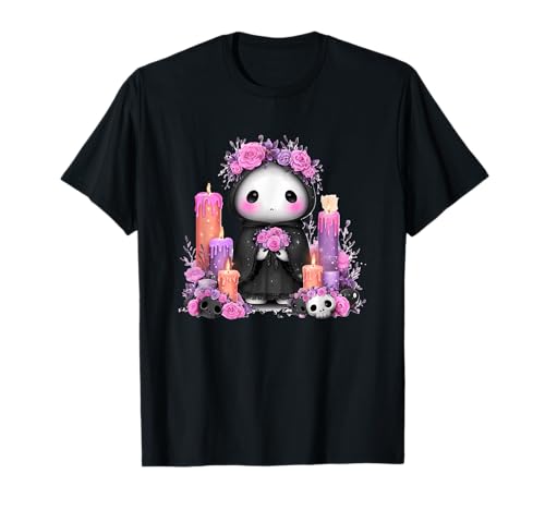 Entzückender Sensenmann umgeben von Kerzen T-Shirt von Cute Gothic Floral Grim Reaper Fantasy