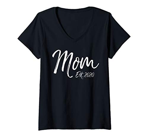 Damen First Mother's Day Gift for New Moms Cute Mom Est. 2020 T-Shirt mit V-Ausschnitt von Cute Mom Shirts Mother's Day Gifts Design Studio