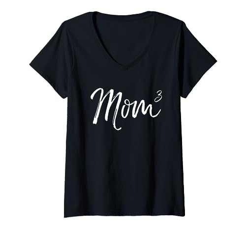 Damen Mom Cubed Triplet Mom of 3 Third Child Ankündigung Mom^3 T-Shirt mit V-Ausschnitt Damen Mom Cubed Triplet Mom of 3 Third Child Ankündigung Mom^3 T-Shirt mit V-Ausschnitt von Cute Mom Shirts Mother's Day Gifts Design Studio