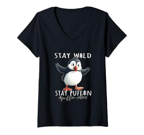 Damen Stay Wild - Stay Papageientaucher #PuffinVibes - Süßes Papageientaucher-Design T-Shirt mit V-Ausschnitt von Cute Puffin Design Iceland Norway Scotland Ireland