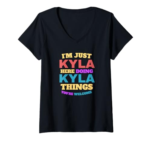 Damen Ich Bin nur Kyla, die Kyla-Dinge TUT, du bist willkommen T-Shirt mit V-Ausschnitt Damen Ich Bin nur Kyla, die Kyla-Dinge TUT, du bist willkommen T-Shirt mit V-Ausschnitt von Cute and Adorable Kyla First Name Stuff