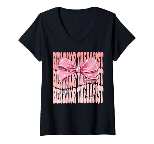 Damen Verhaltenstherapeutin Wochentag für Frauen Rosa Kokette Schleife T-Shirt mit V-Ausschnitt Damen Verhaltenstherapeutin Wochentag für Frauen Rosa Kokette Schleife T-Shirt mit V-Ausschnitt von Cute and Funny Coquette Behavior Therapist