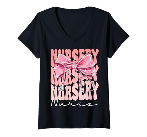 Damen Nursery Nurse Week Day for Women Coquette Bow Stethoskop T-Shirt mit V-Ausschnitt Damen Nursery Nurse Week Day for Women Coquette Bow Stethoskop T-Shirt mit V-Ausschnitt von Cute and Funny Groovy Coquette Nursery Nurse