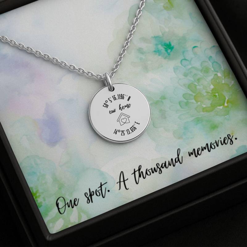 Personalisierte Koordinaten Halskette Gps Anhänger Besonderer Ort Geschenk Persönlicher Wert Erstes Date Geburt Personalisierte Koordinaten Halskette Gps Anhänger Besonderer Ort Geschenk Persönlicher Wert Erstes Date Geburt von CuteDecorr