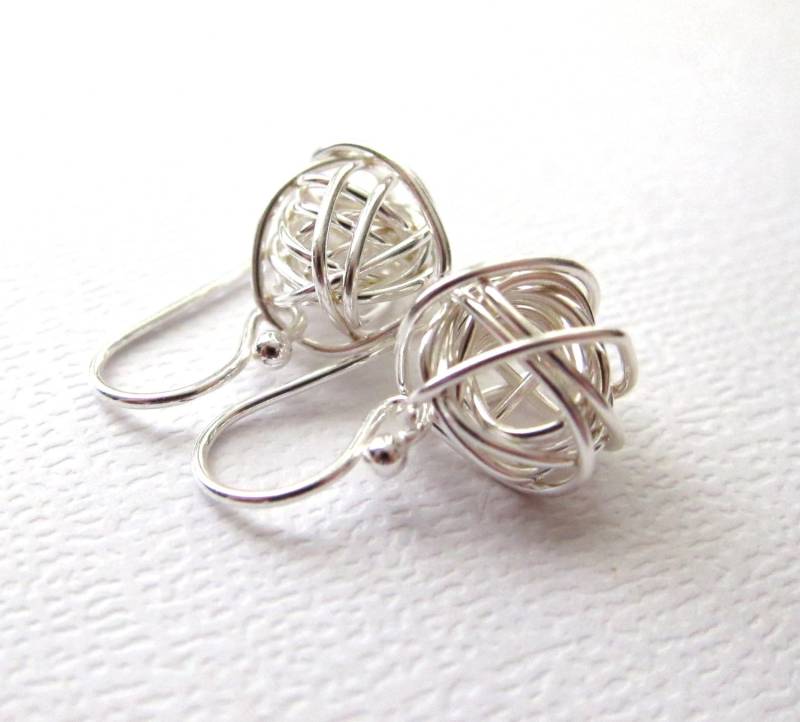 Mini Verhedderte Ohrringe, Draht Ball Sterling Silber, Silber Einfach Jeden Tag Schmuck Mini Verhedderte Ohrringe, Draht Ball Sterling Silber, Silber Einfach Jeden Tag Schmuck von CuteJewels