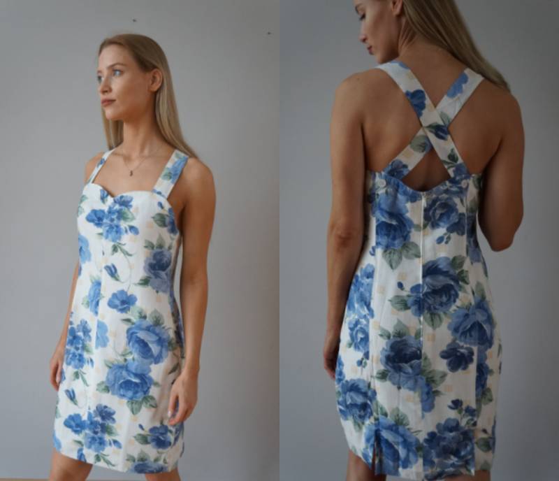 Vintage 90Er Jahre Leinen Blumenkleid Blau & Weißes Sommerkleid | Größe M von CuteVintageHouse