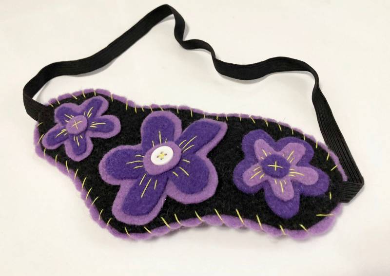 Lila Blumen Stirnband Lila Blumen Stirnband von CuteWeirdFabulous