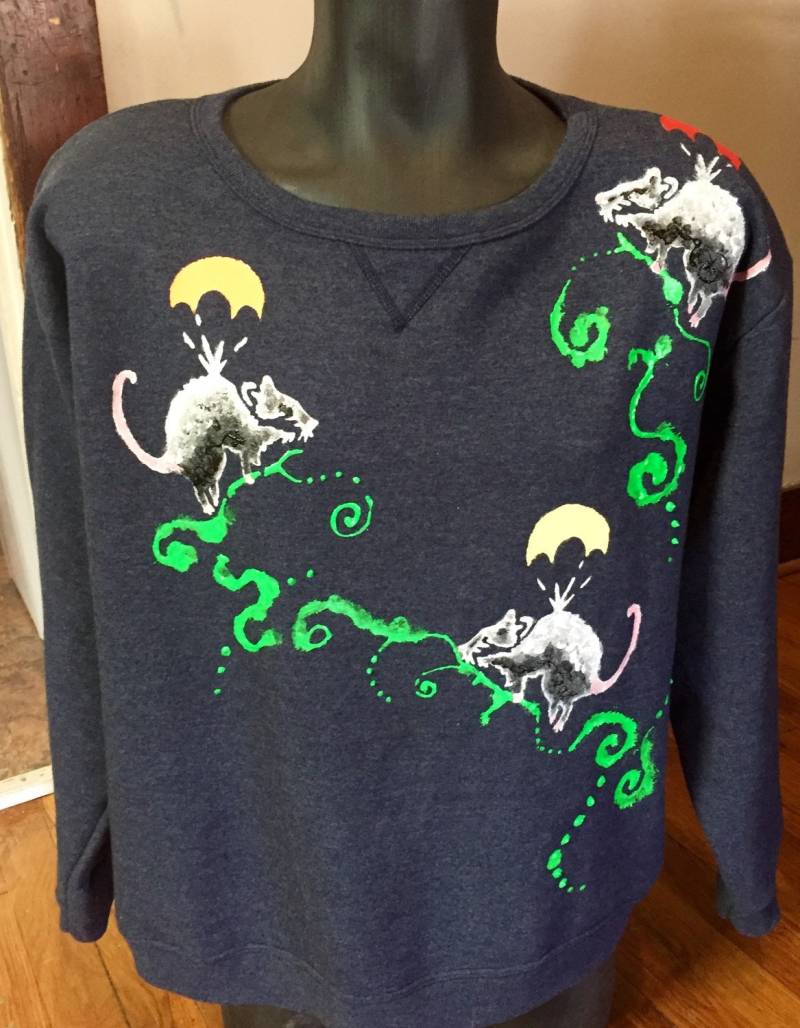 Sweatshirt Mit Fallschirm-Mäusen von CuteWeirdFabulous