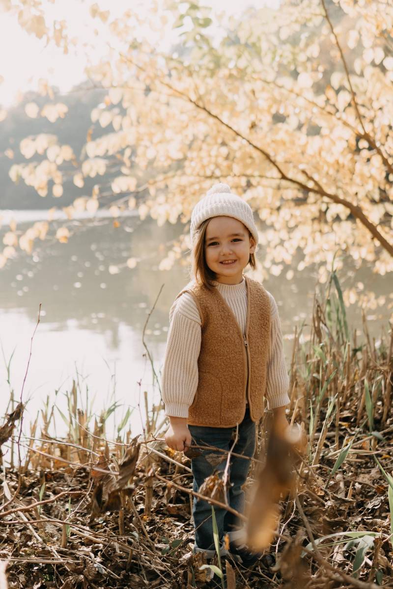 Teddyweste Kinder Unisex -Fleece Weste Beige Braun - Outdoor Herbst Jungen Mädchen Kuschelig & Warm von Cutibub