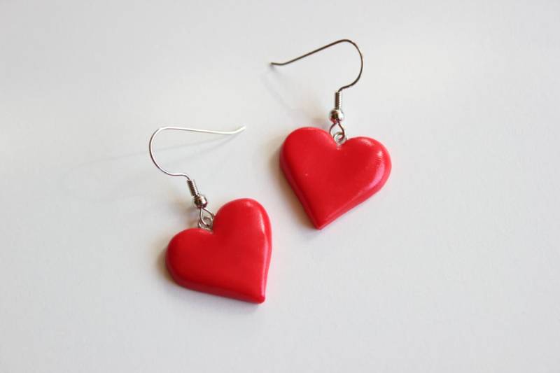Handgefertigte Herz Ohrringe Handgefertigte Herz Ohrringe von CutieJewelries