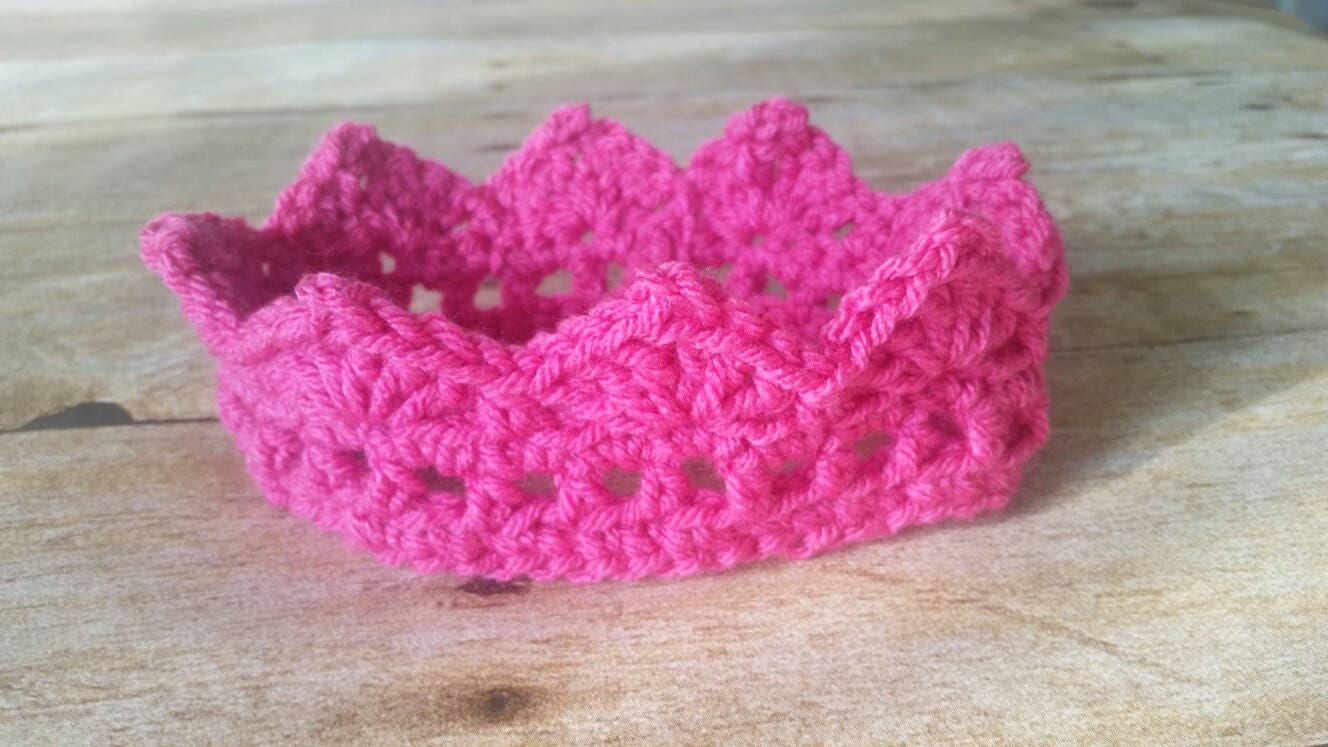 Baby Krone, Prinzessin Krone Neugeborenen Foto Requisite Tiara, Mädchen Geschenk, 0-3 Monate Shower von CutieOutfitsbyBelle