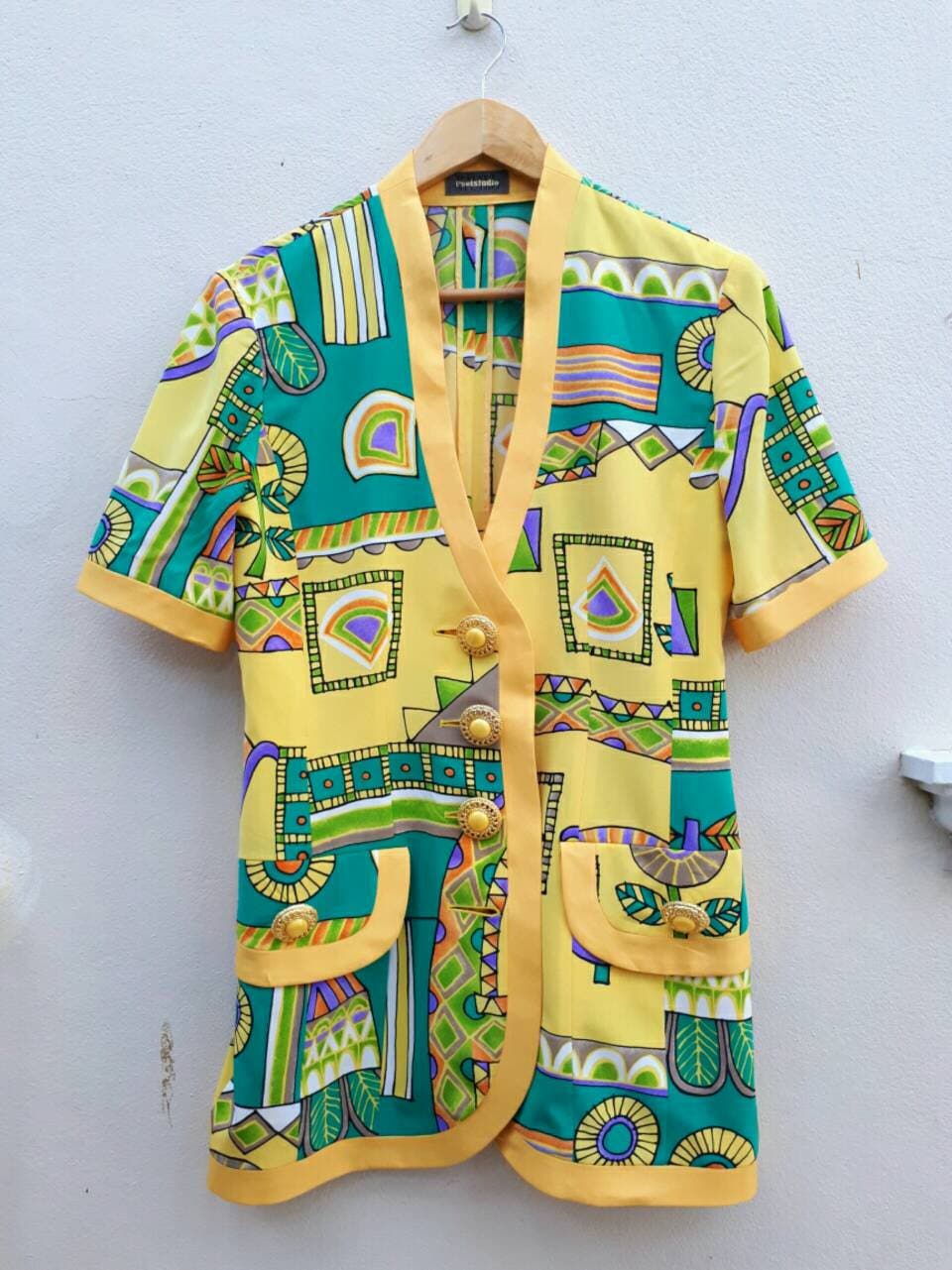 Multi Color Seide Bluse Poolstudio Vintage 1980Er Jahre Jacke Größe Medium von CvintageLand