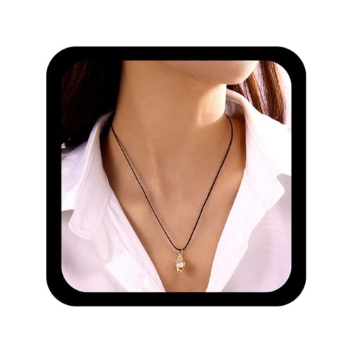 Cybche Boho Muschel Anhänger Halskette Schwarz Leder Choker Halskette Gold Perle Muschel Halsketten Kette Einstellbar Leder Schnur Halsketten Muscheln Choker Schmuck Für Frauen (Muscheln) von Cybche