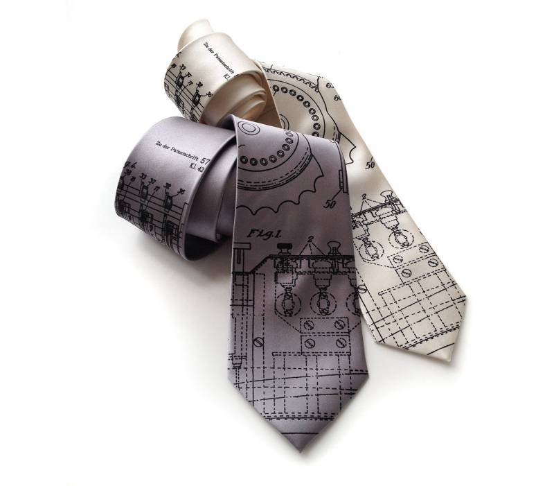 Enigma Machine Krawatte. Frühchiffriergerät Herren Krawatte Mit Siebdruck Der Geschichte Des Zweiten Weltkriegs. Ultimatives Geek Schickes Geschenk von Cyberoptix