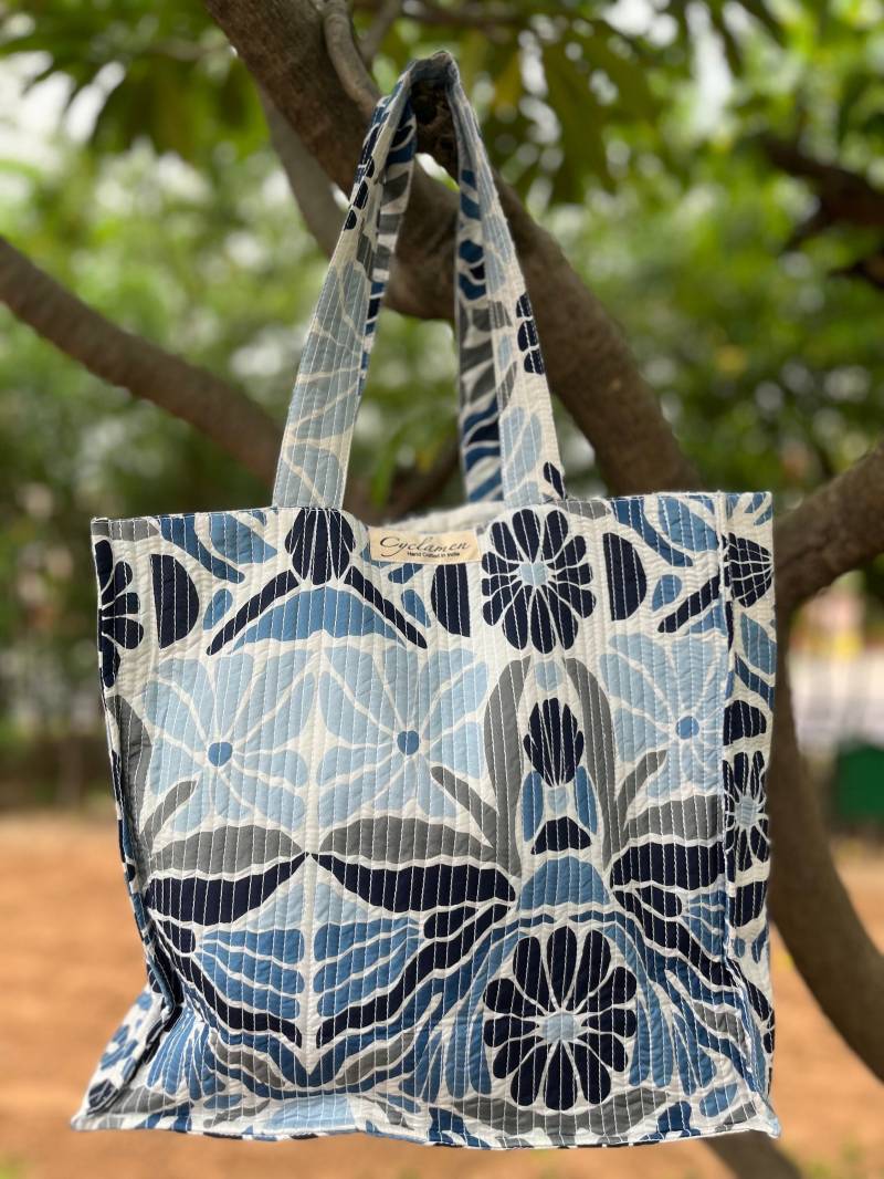 Gesteppte Taschen, Baumwolltasche, Baumwolltaschen, Strandtaschen, Boho-Einkaufstaschen, Tote Hangbag Frauen von CyclamenIndia
