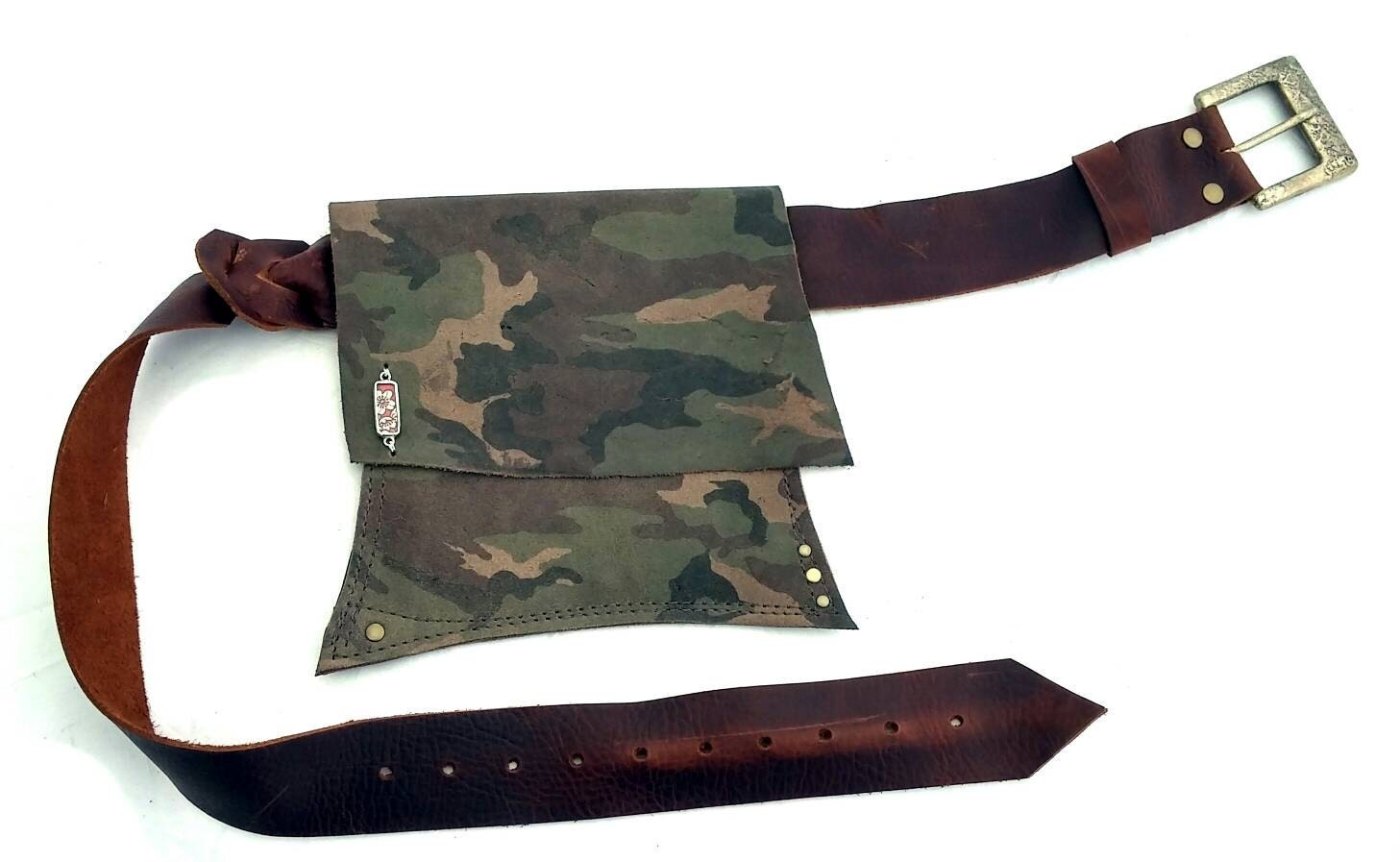 Camo Muster Leder Hüfttasche Shi Studio Gürteltasche Camo Muster Leder Hüfttasche Shi Studio Gürteltasche von CyclonaDesigns