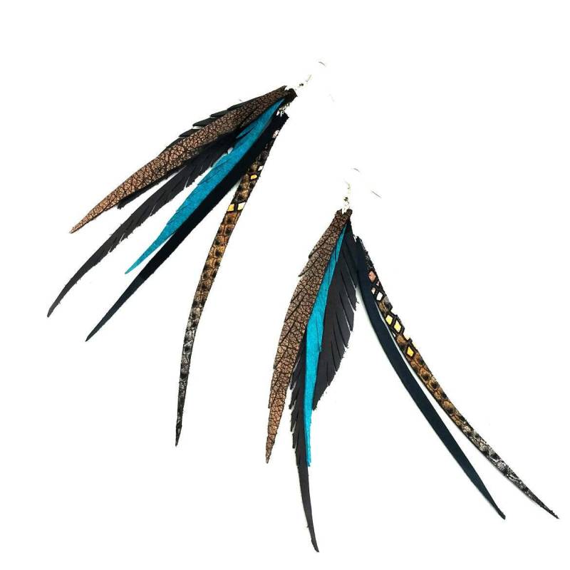 Lange Doppellagige Leder Feder Ohrringe Mit Sterling Silber Lange Doppellagige Leder Feder Ohrringe Mit Sterling Silber von CyclonaDesigns