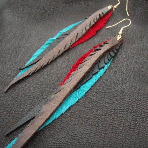 Leder-Feder-Ohrringe - Rot, Petrol, Braun Und Schwarz Leder-Feder-Ohrringe - Rot, Petrol, Braun Und Schwarz von CyclonaDesigns
