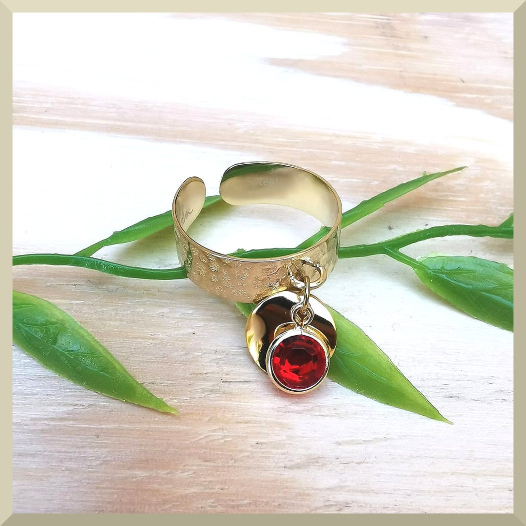 Linda Ringe Aus Edelstahl Und Swarovski Kristall Linda Ringe Aus Edelstahl Und Swarovski Kristall von Cycreaandco
