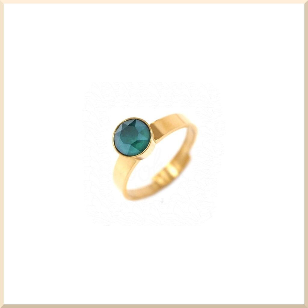 Vergoldeter Ring Mit Echtem Swarovski Kristallstein Verziert Vergoldeter Ring Mit Echtem Swarovski Kristallstein Verziert von Cycreaandco